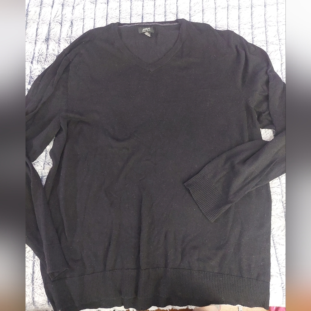 Alfani v-neck sweater large black regular fit‎